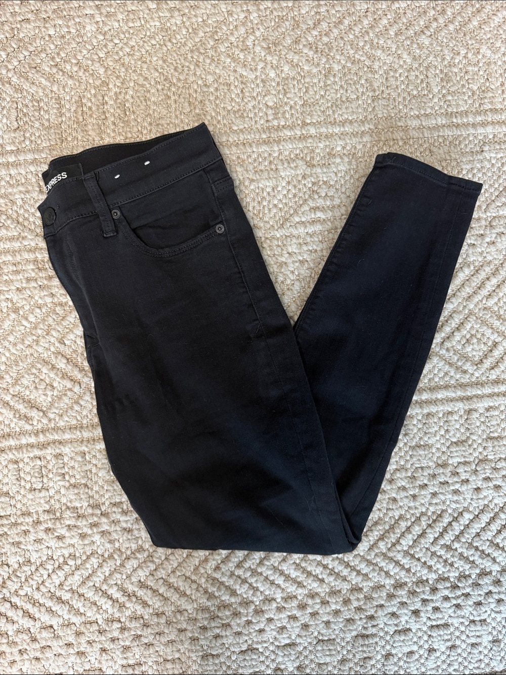 Express Black mid rise Skinny Jegging - size 8S